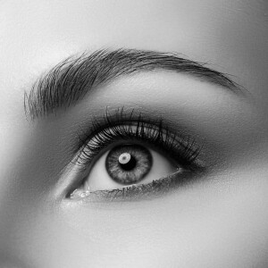 Augenlid­straffung (Oberlid / Unterlid)